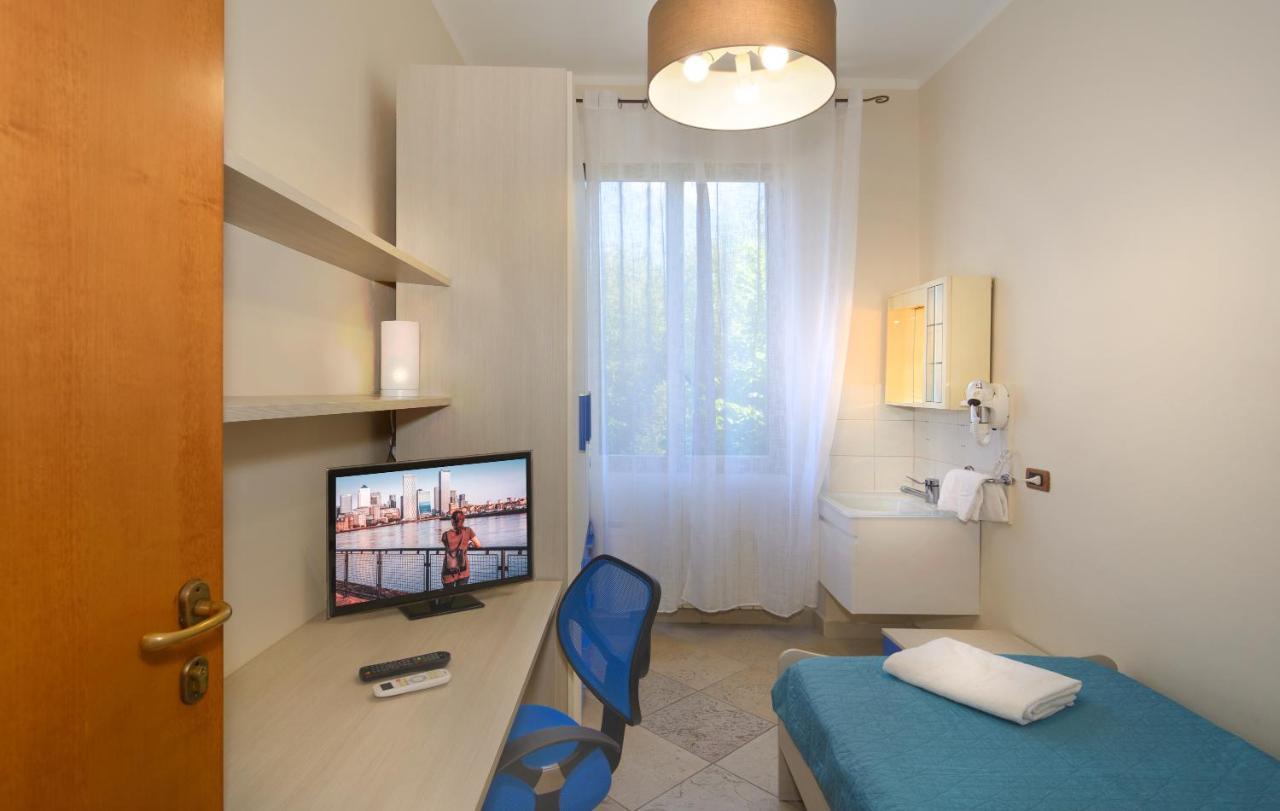 Single Room with Private External Bathroom,1106029887:JPEG